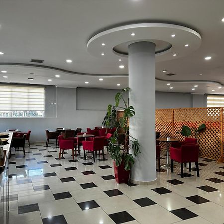 Hotel St.Pauli Shkoder Bagian luar foto