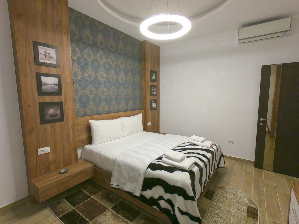 Hotel St.Pauli Shkoder Bagian luar foto