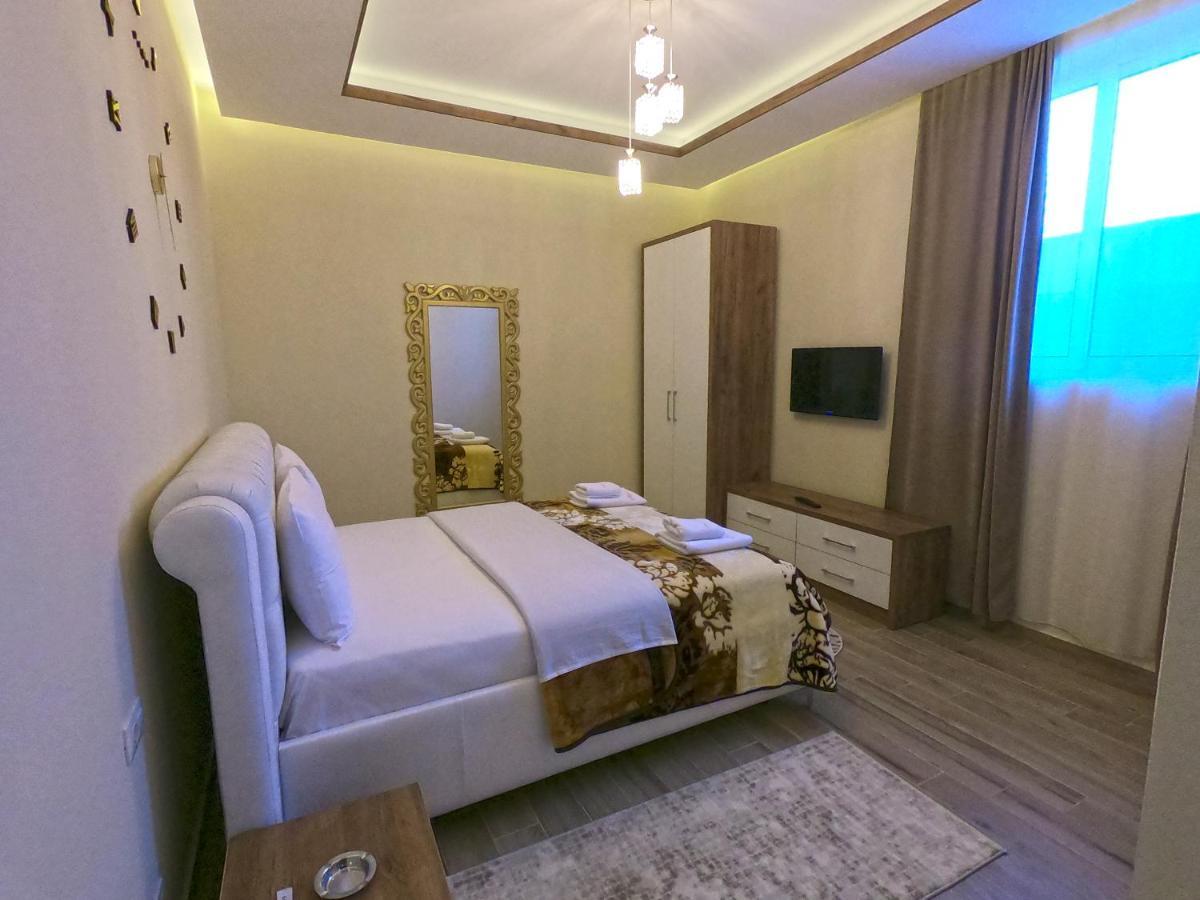 Hotel St.Pauli Shkoder Bagian luar foto