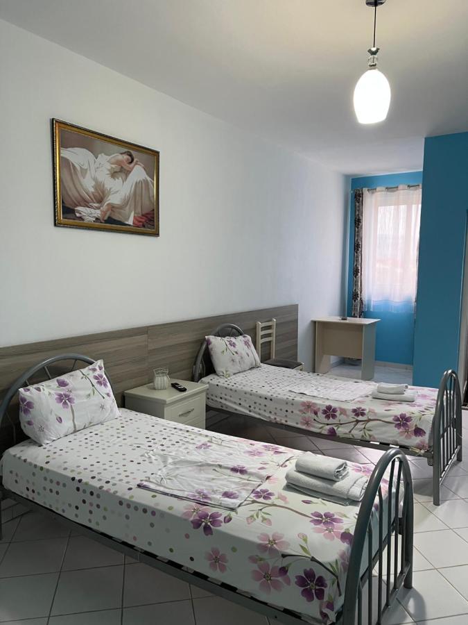 Hotel St.Pauli Shkoder Bagian luar foto