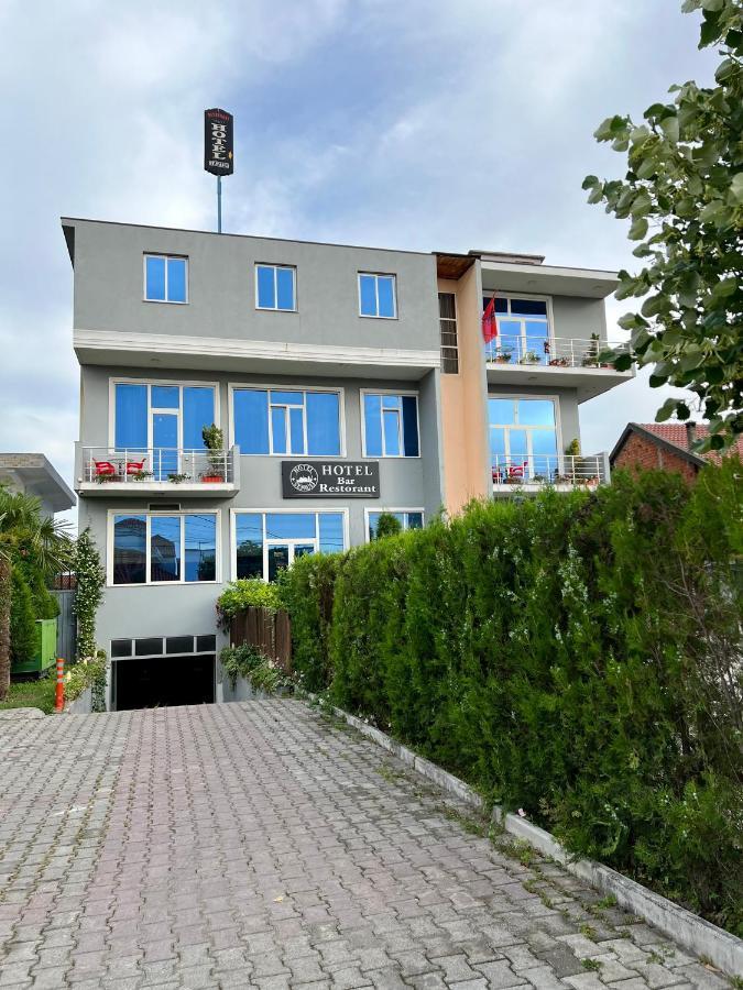 Hotel St.Pauli Shkoder Bagian luar foto